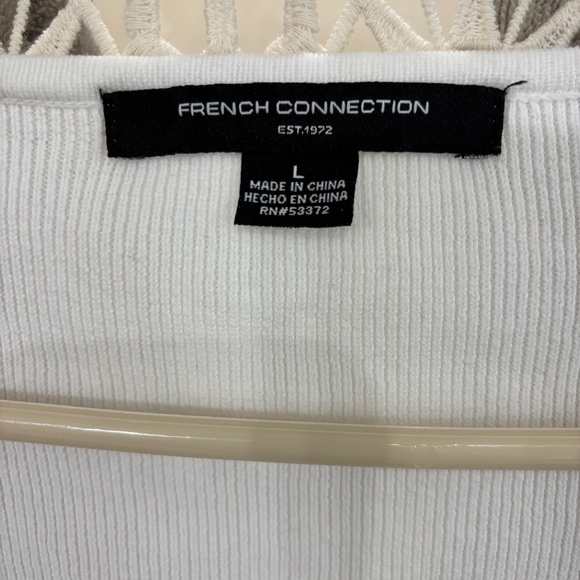 French Connection Woman’s V-Neck Short Puffed Sleeve Sweater Top White Size L - Picture 2 of 4